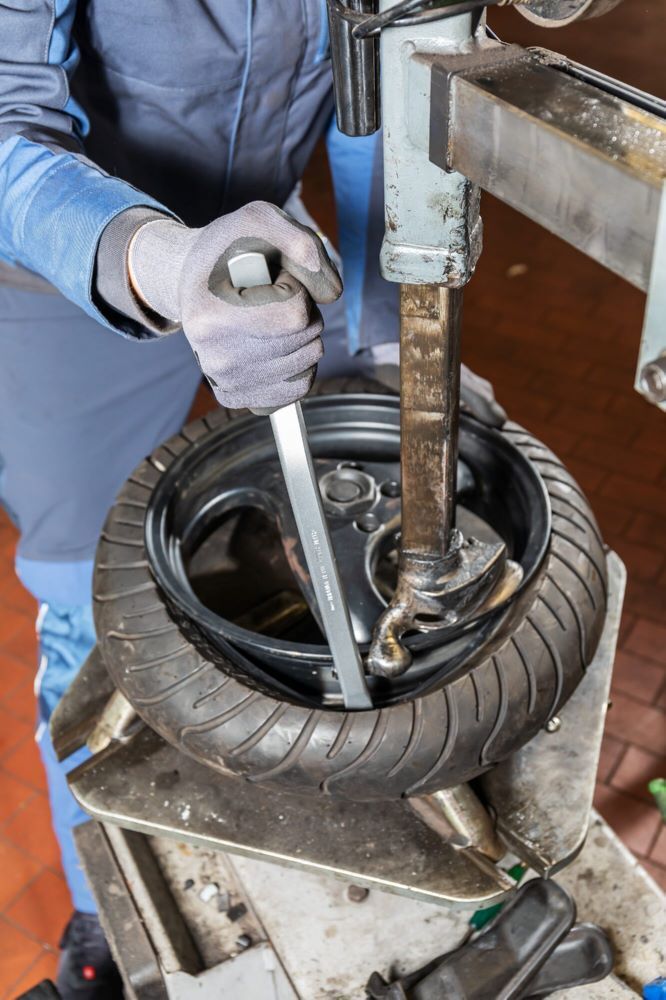 Produktbild Reifen und Montagehebel 653 Länge 456 mm bild 2