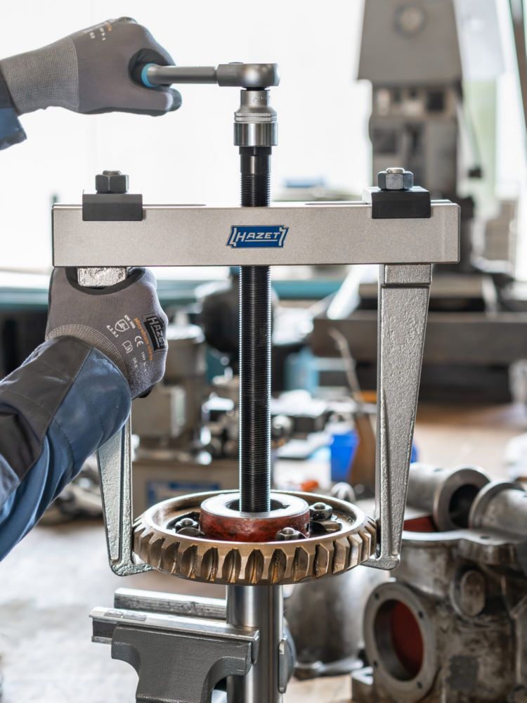 Hazet Schnellspann Abzieher 2 armig 1750-34 Spannbreite 354 mm Produktbild Hazet Schnellspann Abzieher 2 armig 1750-34 Spannbreite 354 mm bild 4