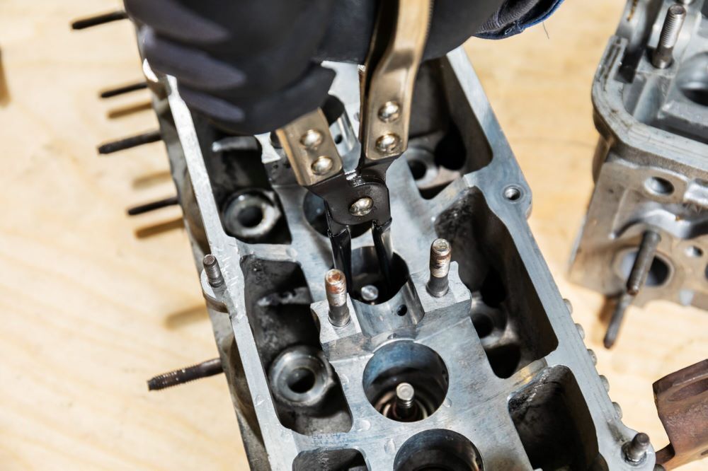 Produktbild Ventilschaft Dichtringzange für KFZ Bereich Länge 270 mm bild 3