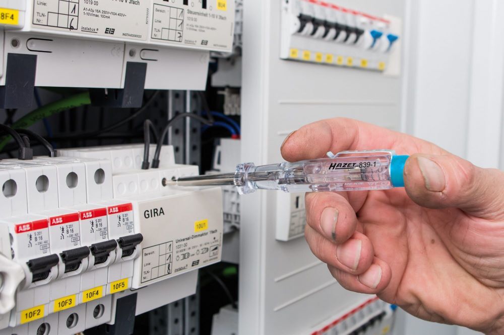 Hazet Werkzeug Sortiment schutzisoliert 0-20/14 PH1-PH2 2-32 14 teilig Produktbild Hazet Werkzeug Sortiment schutzisoliert 0-20/14 PH1-PH2 2-32 14 teilig bild 5