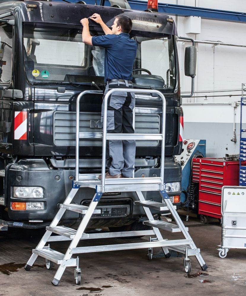 ZARGES Podesttreppe beidseitig 5 Stufen Produktbild ZARGES Podesttreppe beidseitig 5 Stufen