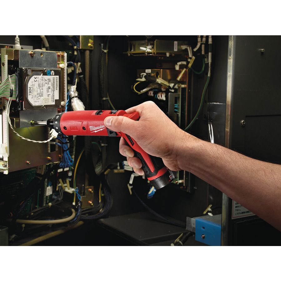 Kompaktschrauber Milwaukee M4 D Produktbild Kompaktschrauber Milwaukee M4 D bild 2