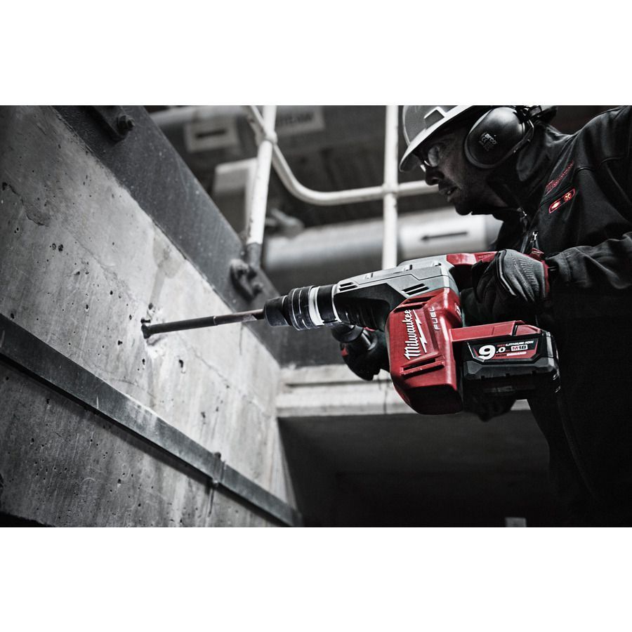 Milwaukee FUEL Akku-Kombihammer SDS Max. M18 CHM/0 Milwaukee FUEL Akku-Kombihammer SDS Max. M18 CHM/0