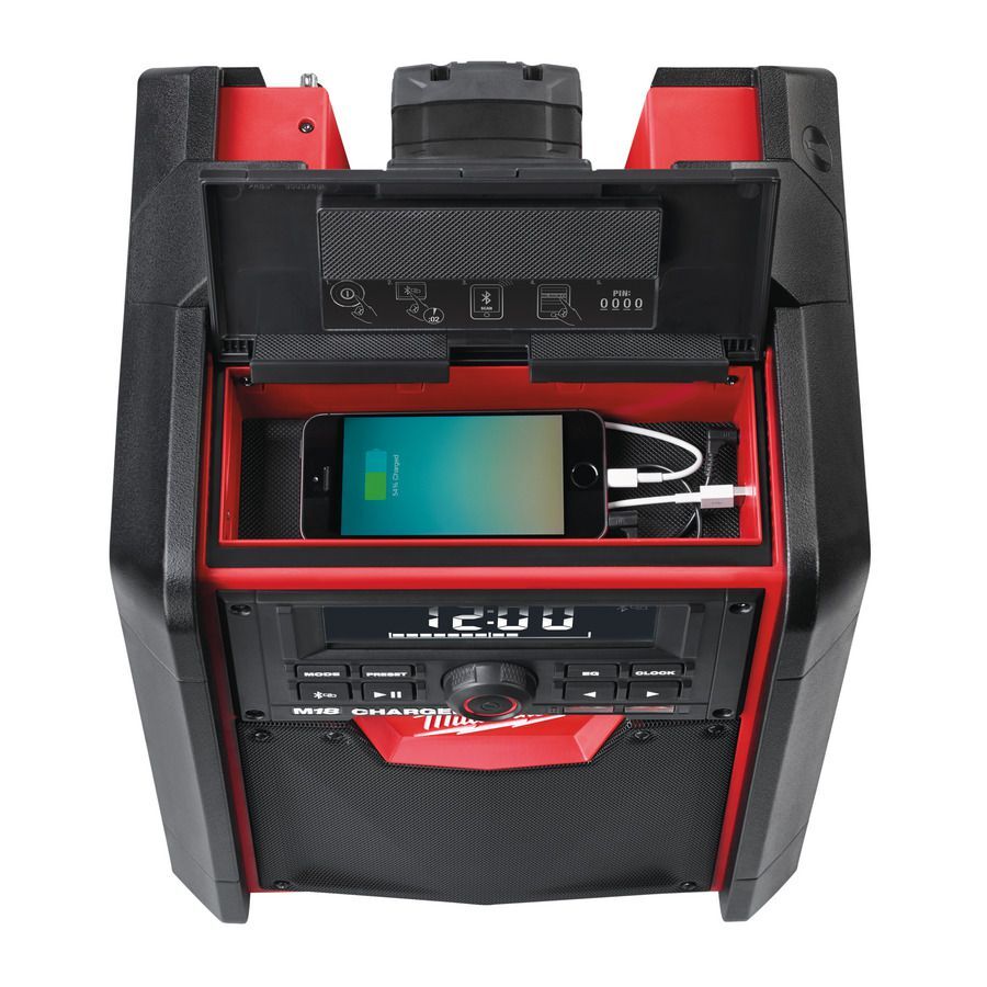 Milwaukee Netz-/Akku Radio mit Ladefunktion M18 RC/0 Milwaukee Netz-/Akku Radio mit Ladefunktion M18 RC/0