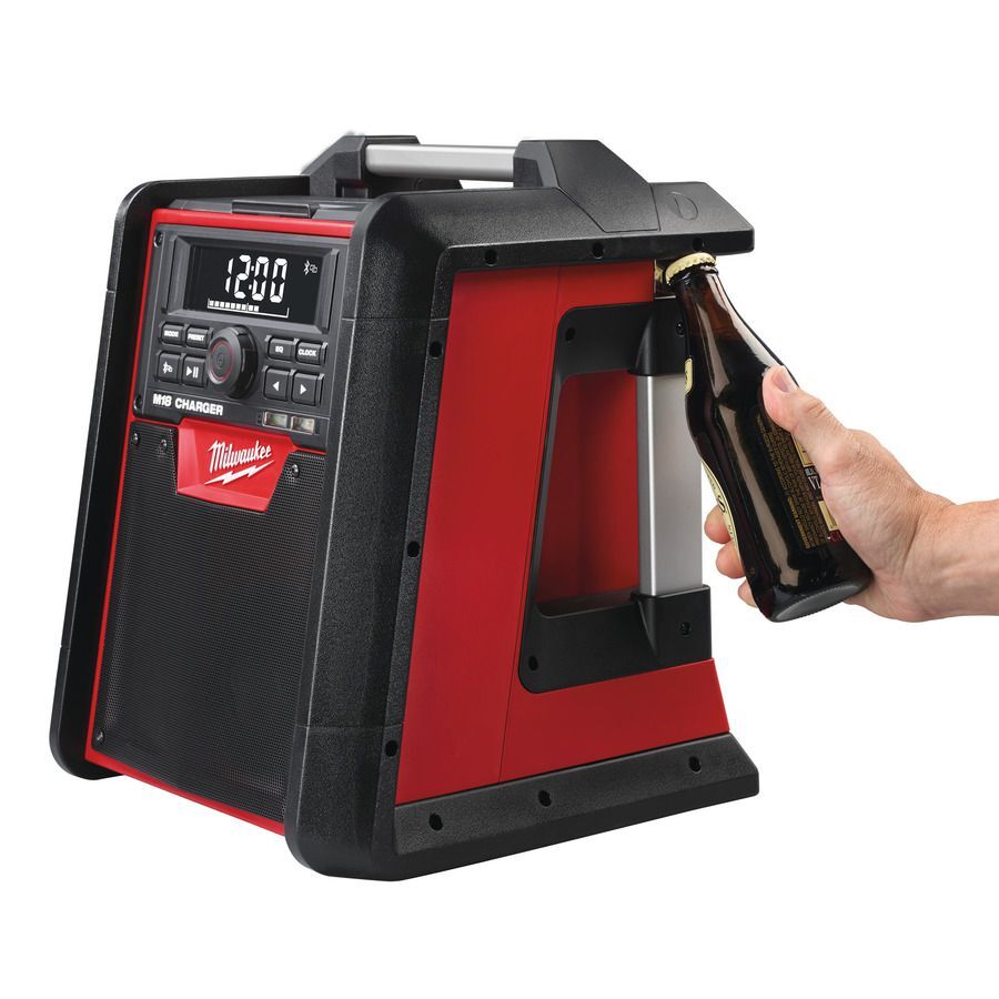 Milwaukee Netz-/Akku Radio mit Ladefunktion M18 RC/0 Milwaukee Netz-/Akku Radio mit Ladefunktion M18 RC/0