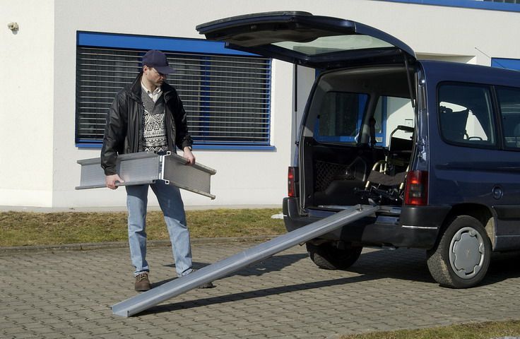 Einfach, klappbare oder teleskopische Auffahrschienen