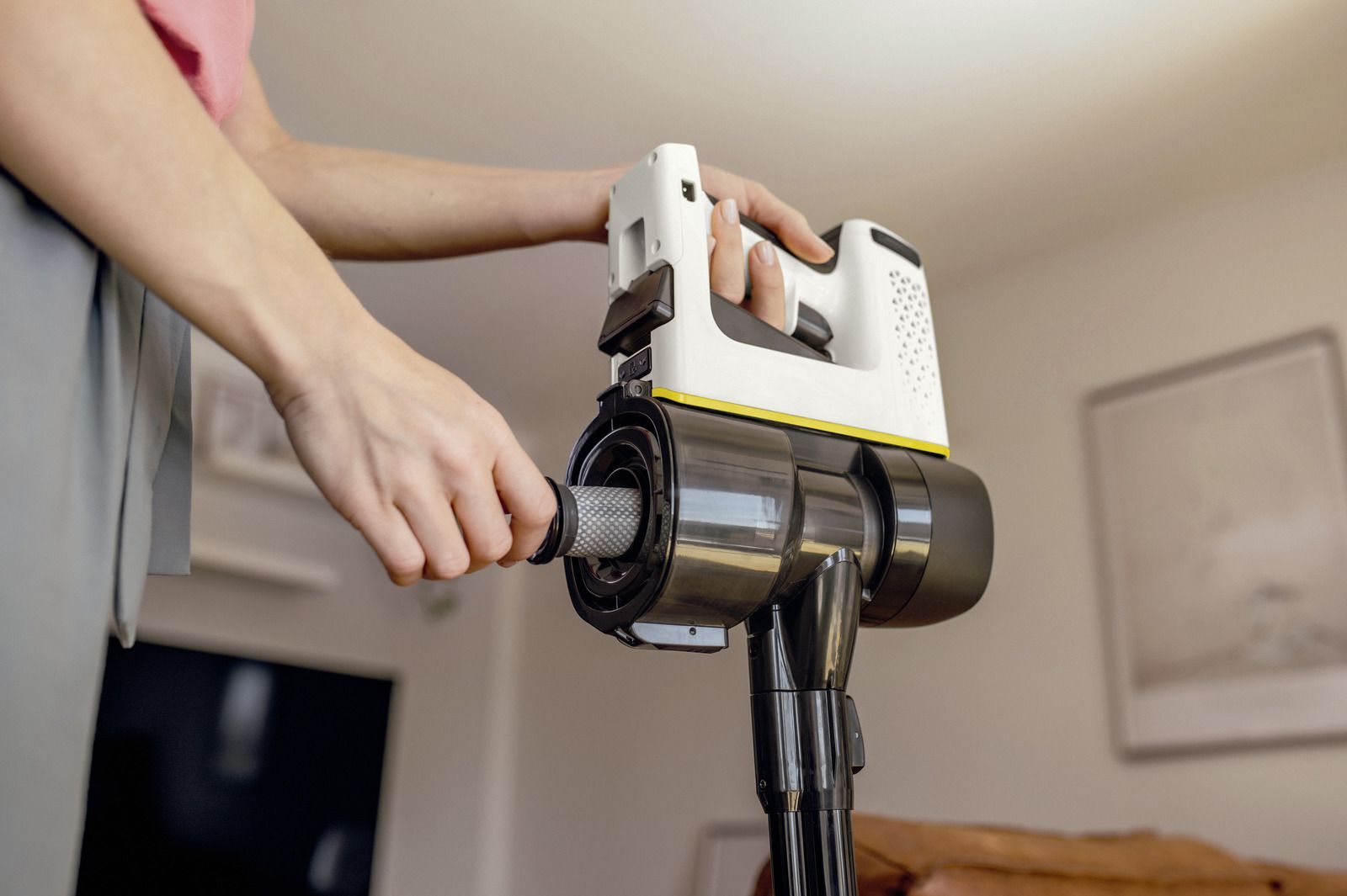 Kärcher Akku Staubsauger VC 4 CORDLESS MYHOME PET Beispiel Kärcher Akku Staubsauger VC 4 CORDLESS MYHOME PET Beispiel