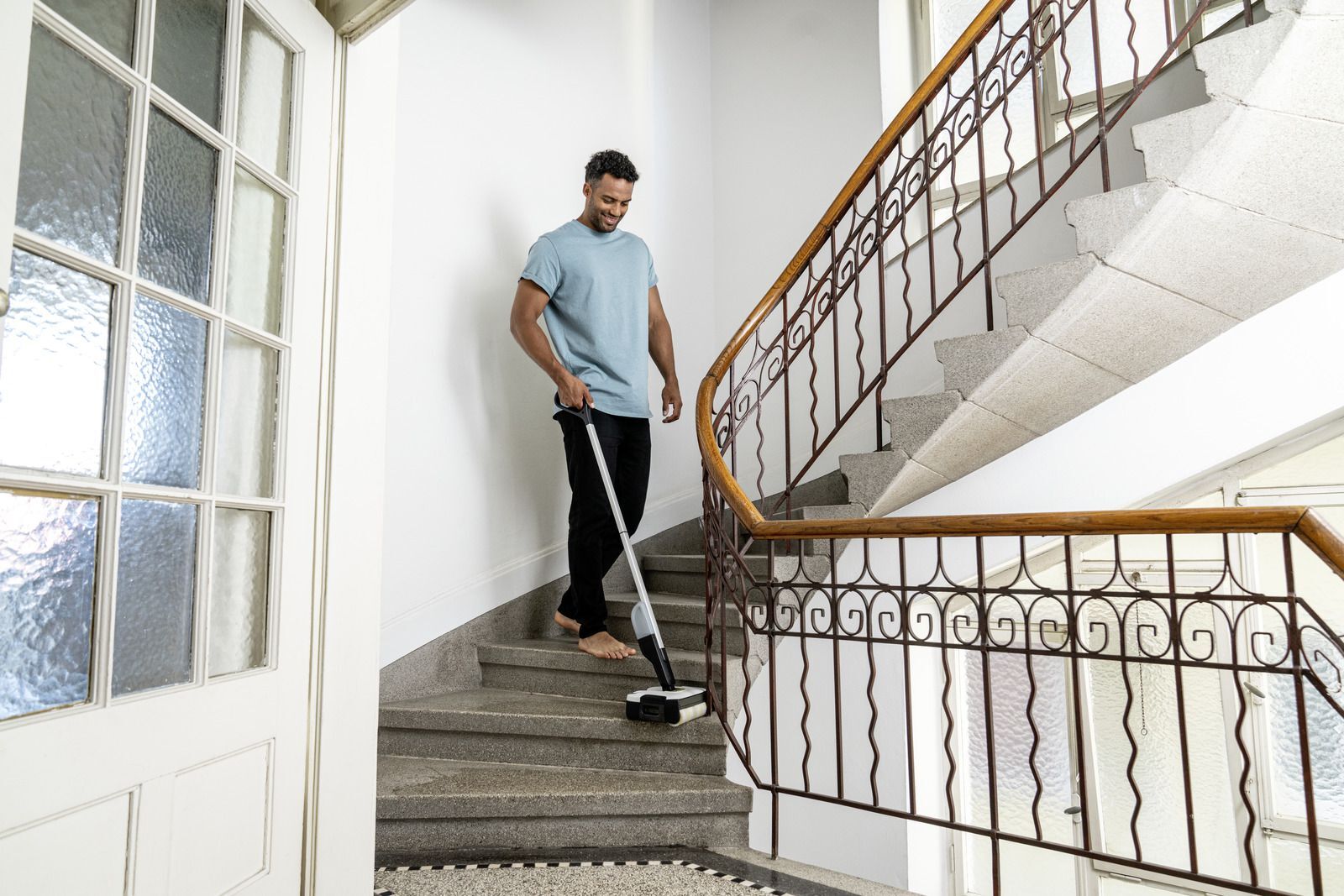 Kärcher Schnellladegerät Duo Battery Power 4 V - Beispiel Produktbild Kärcher Schnellladegerät Duo Battery Power 4 V - Beispiel bild 6