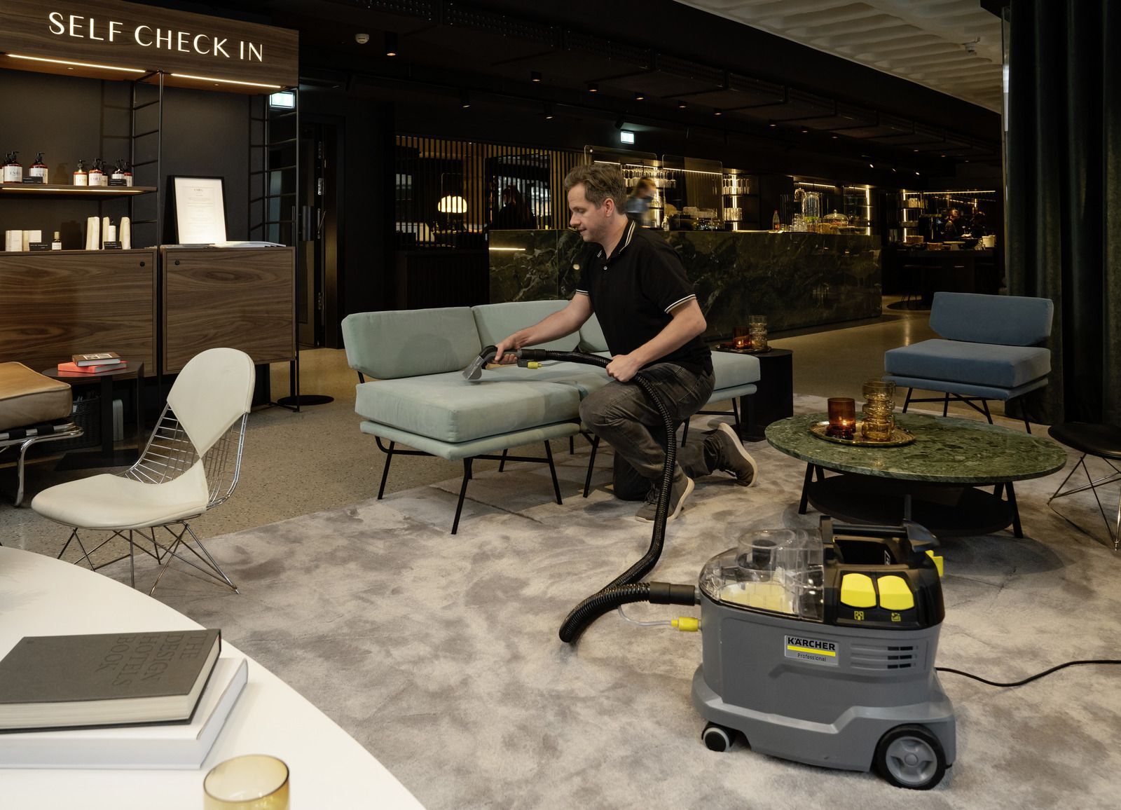 Kärcher Teppichreiniger PUZZI 8/1 - Beispiel Produktbild Kärcher Teppichreiniger PUZZI 8/1 - Beispiel bild 10