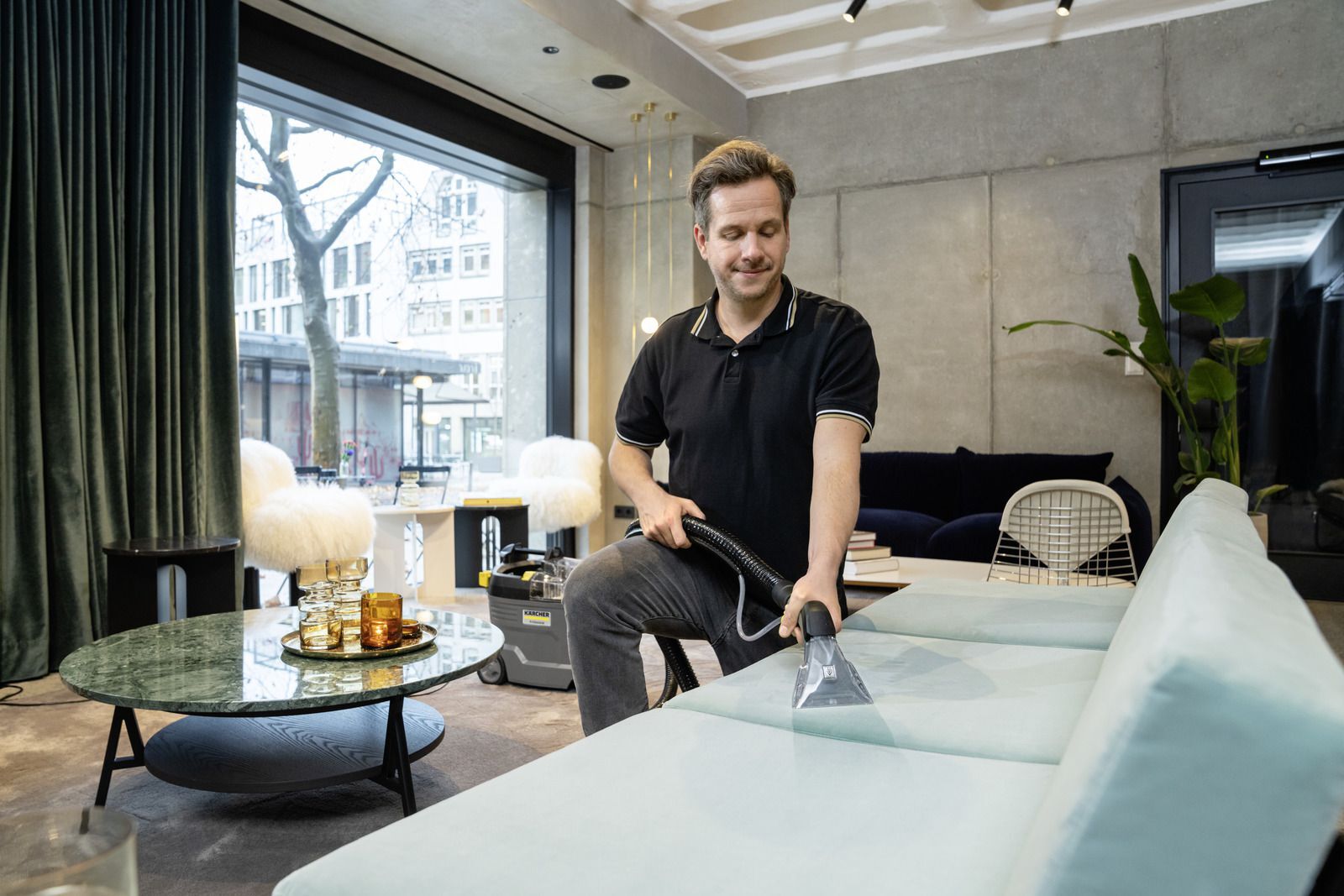 Kärcher Teppichreiniger PUZZI 8/1 - Beispiel Produktbild Kärcher Teppichreiniger PUZZI 8/1 - Beispiel bild 6