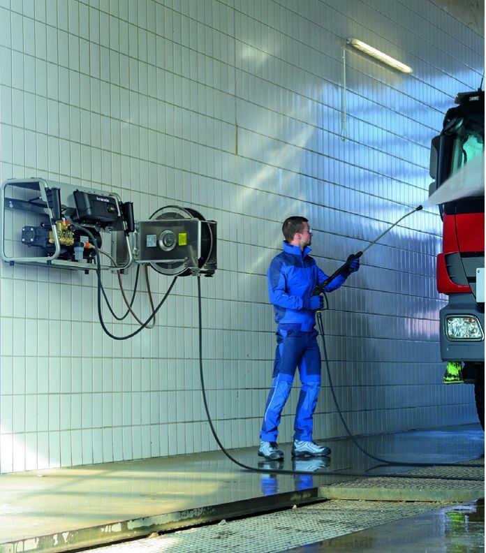 Kränzle Hochdruckreiniger WS RP 1000 TS Standgerät Wandaggregat Beispiel 2 Produktbild Kränzle Hochdruckreiniger WS RP 1000 TS Standgerät Wandaggregat Beispiel 2 bild 4