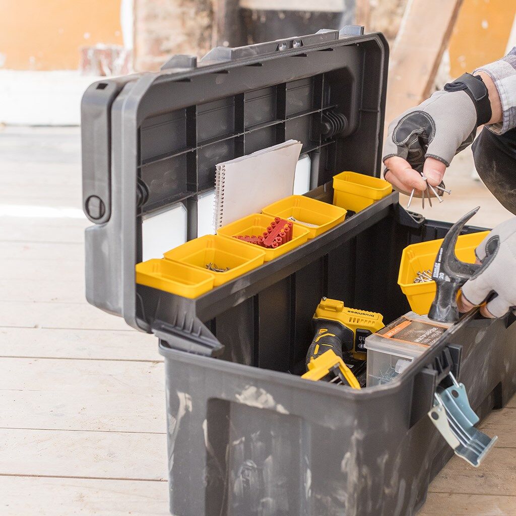 Stanley Werkzeugbox Werkzeugkoffer PRO Cantilever 20" - Anwendung Produktbild Stanley Werkzeugbox Werkzeugkoffer PRO Cantilever 20" - Anwendung bild 7