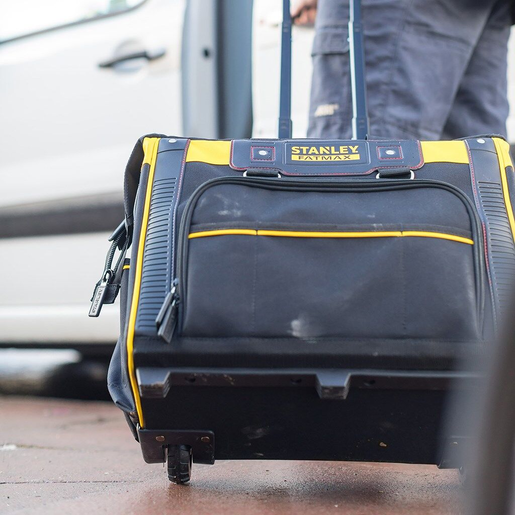 Stanley FatMax Werkzeugkoffer mit Rollen - Anwendung Produktbild Stanley FatMax Werkzeugkoffer mit Rollen - Anwendung bild 12