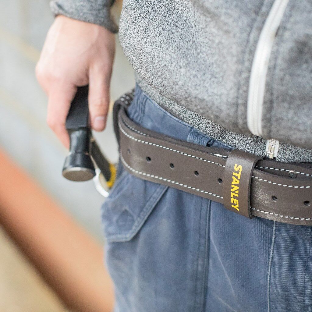 Stanley Ledergürtel Breite 4,5 cm, Länge 126 cm 16 Loch - Anwendung Produktbild Stanley Ledergürtel Breite 4,5 cm, Länge 126 cm 16 Loch - Anwendung bild 4