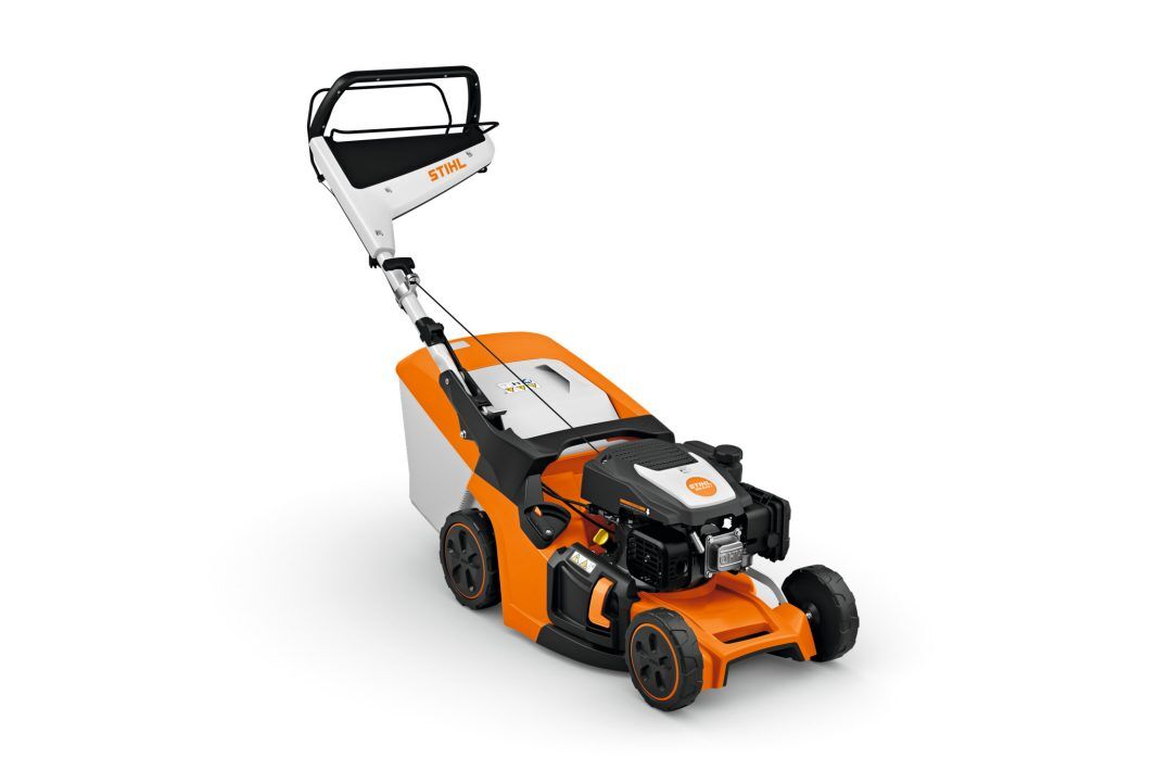 STIHL Benzin Rasenmäher 443 T Produktbild STIHL Benzin Rasenmäher 443 T
