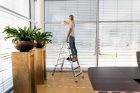Günzburger Aluminium Stehleiter relax step beiidseitig begehbar 2 x 6 Stufen