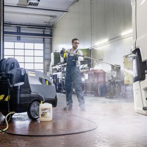 kaercher_heisswasser-hochdruckreiniger-aktion-herbst-2024_blog
