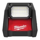 Milwaukee Akku Leuchte mit 4000 Lumen M18HOAL-0