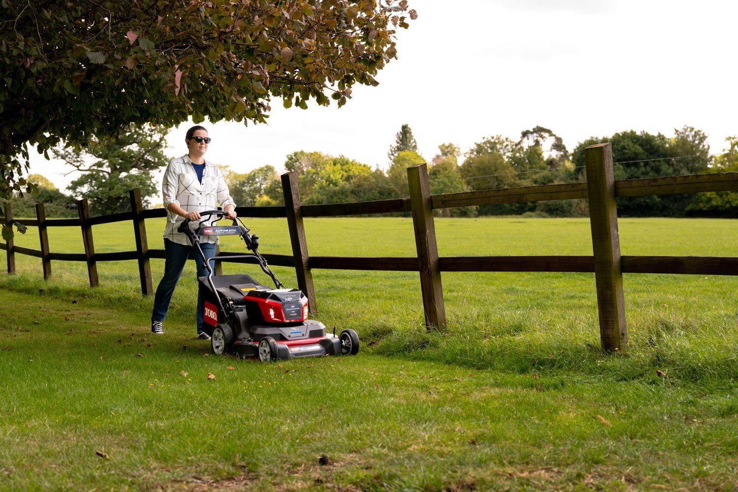 Toro Akku eTimeMaster eTM76 76 cm 60 V Lawn Mower mit 2x 10 AH Akku Produktbild Toro Akku eTimeMaster eTM76 76 cm 60 V Lawn Mower mit 2x 10 AH Akku bild 7