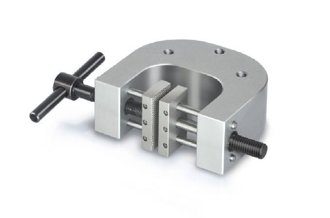 Sauter Schraubspannklemme bis 5 kN Backen mit Pyramidengrip Produktbild Sauter Schraubspannklemme bis 5 kN Backen mit Pyramidengrip