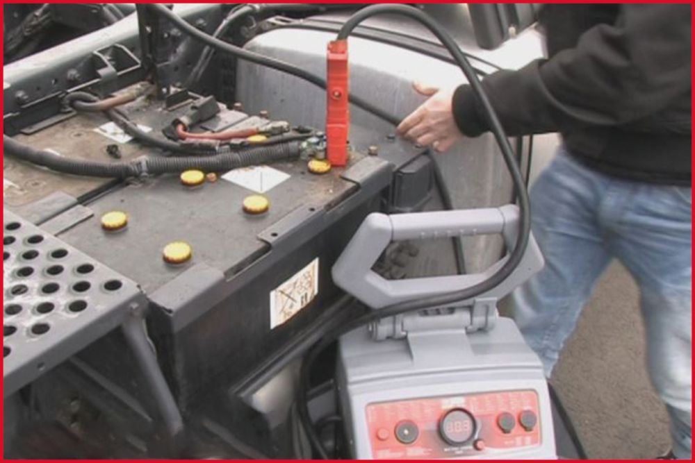 KS TOOLS Booster 12/24 V 3400 A KS TOOLS Booster 12/24 V 3400 A