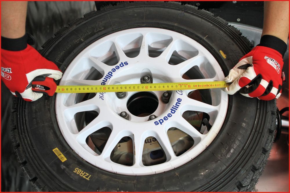 KS Tools Bandmaß mit Feststeller schwarz - rot 5m 19mm Produktbild KS Tools Bandmaß mit Feststeller schwarz - rot 5m 19mm bild 2