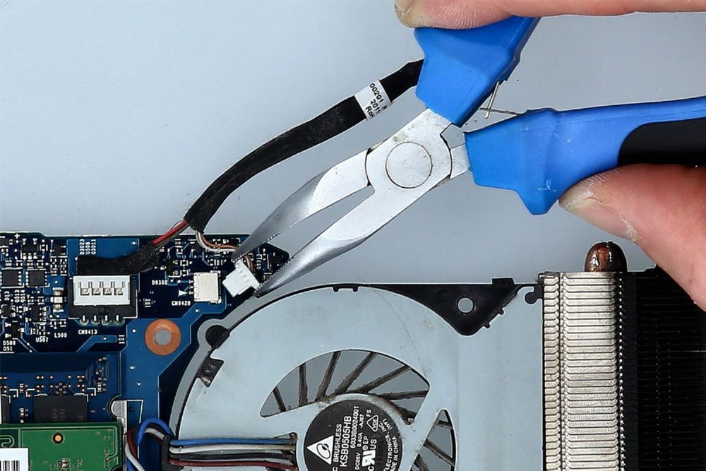 Brilliant Tools Feinmechanik Flachrundzange gebogen Gesamtlänge 115 mm Produktbild Brilliant Tools Feinmechanik Flachrundzange gebogen Gesamtlänge 115 mm bild 6