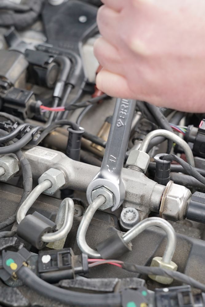 Brilliant Tools Leitungsschlüssel 10 x 11 mm Produktbild Brilliant Tools Leitungsschlüssel 10 x 11 mm bild 2