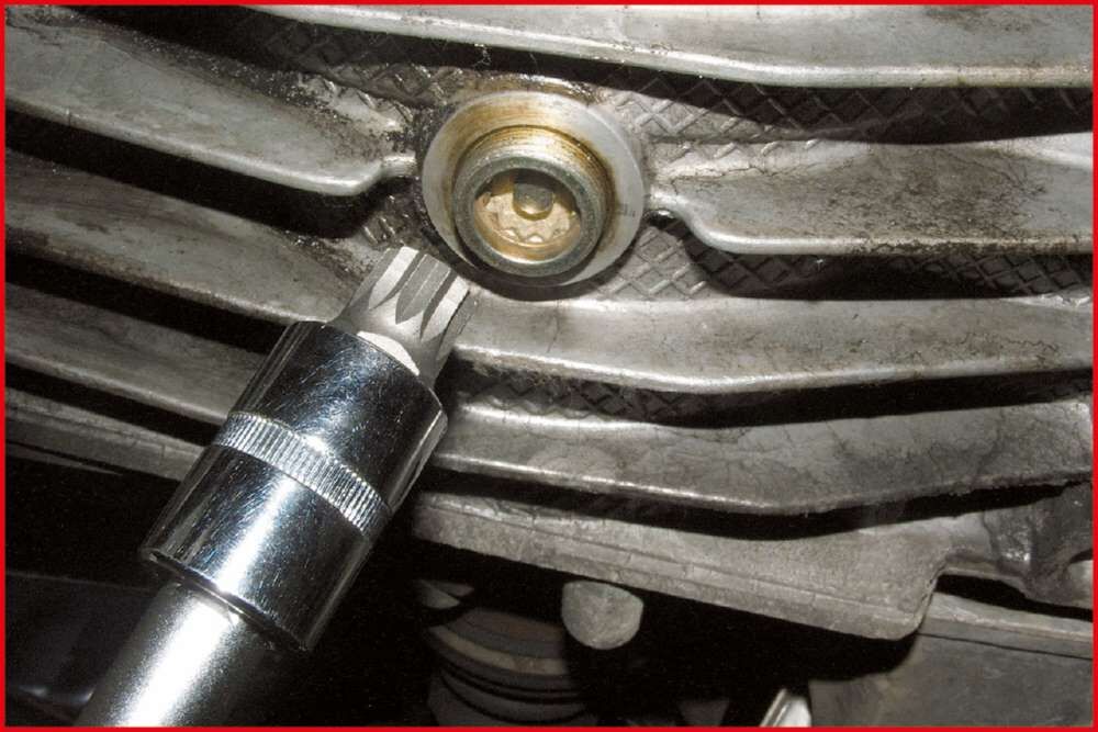 KS Tools 1/2 Zoll Öldienst Bit Stecknuss Vielzahn M16 Produktbild KS Tools 1/2 Zoll Öldienst Bit Stecknuss Vielzahn M16 bild 3