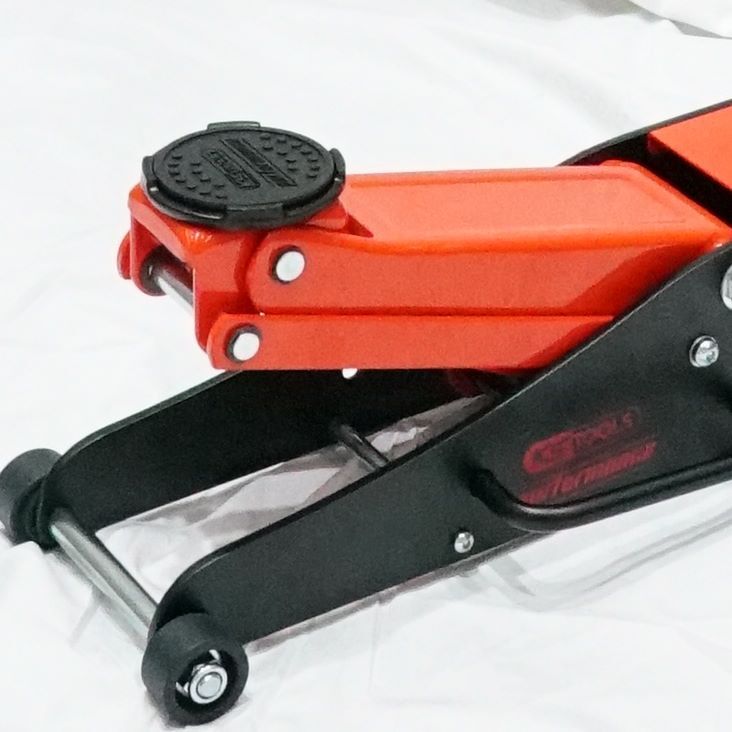 KS Tools Hydraulischer Aluminium Wagenheber performance 1500 kg 90 bis 360 mm Produktbild KS Tools Hydraulischer Aluminium Wagenheber performance 1500 kg 90 bis 360 mm bild 7