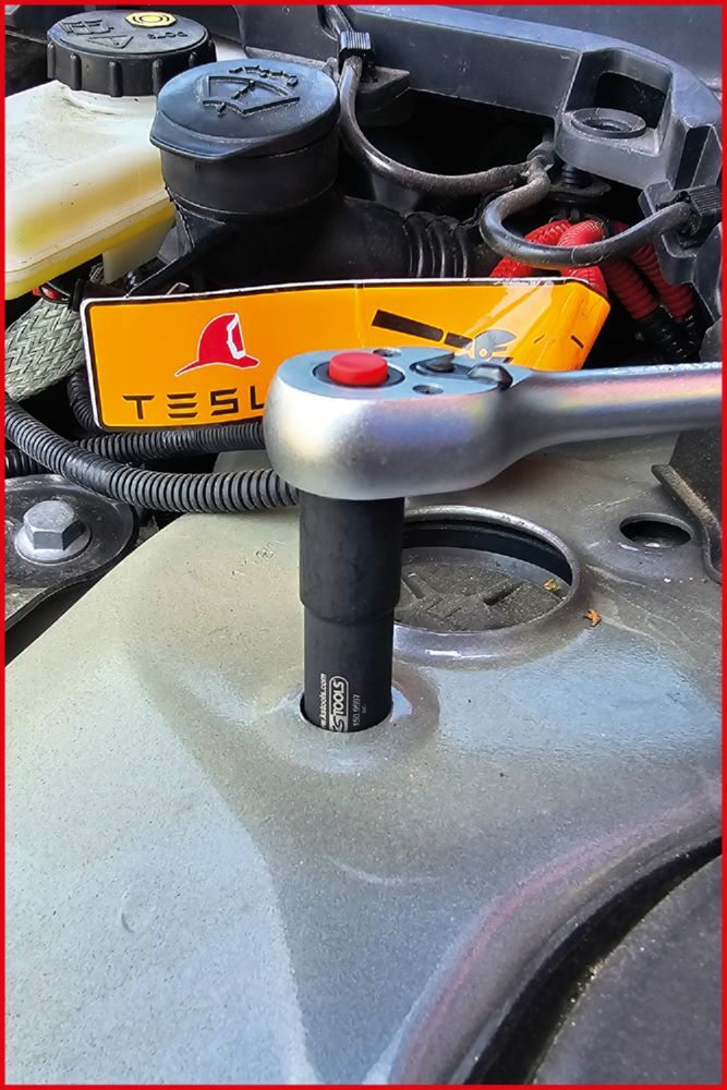 KS Tools Stecknuss zur Federbeinmontage 3/8 Zoll für Tesla magnetisch Produktbild KS Tools Stecknuss zur Federbeinmontage 3/8 Zoll für Tesla magnetisch bild 5