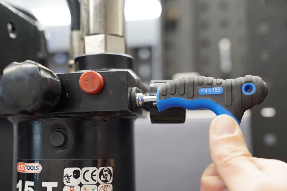 Brilliant Tools Kugelkopf Innensechskant Winkelstiftschlüssel 5,0 x 100 mm T Griff Produktbild Brilliant Tools Kugelkopf Innensechskant Winkelstiftschlüssel 5,0 x 100 mm T Griff bild 2