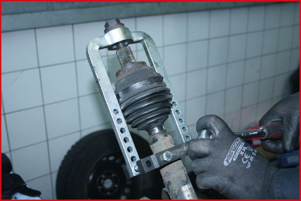 KS Tools Universal Gelenkwellen Abzieher Durchmesser 30 mm Produktbild KS Tools Universal Gelenkwellen Abzieher Durchmesser 30 mm bild 12