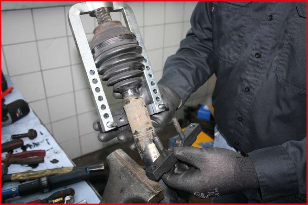 KS Tools Universal Gelenkwellen Abzieher Durchmesser 30 mm Produktbild KS Tools Universal Gelenkwellen Abzieher Durchmesser 30 mm bild 18