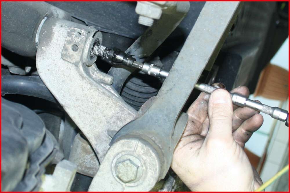 KS Tools VAG Fixierbolzen Satz für Hilfsrahmen M14 x 1,5 4 Teile Produktbild KS Tools VAG Fixierbolzen Satz für Hilfsrahmen M14 x 1,5 4 Teile bild 4