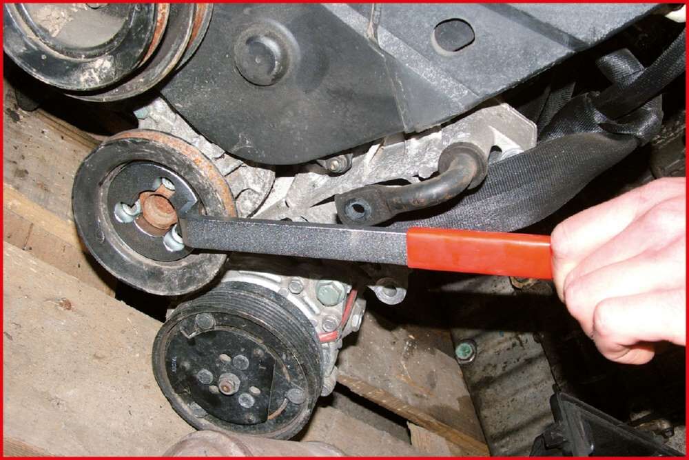KS Tools VAG Gegenhalte Schlüssel für Wasserpumpen Riemenscheiben Produktbild KS Tools VAG Gegenhalte Schlüssel für Wasserpumpen Riemenscheiben bild 2