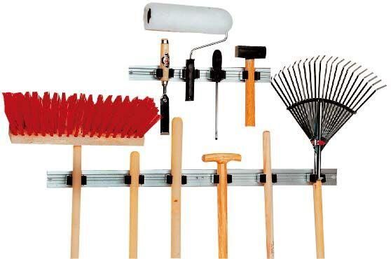 Prax Gerätehalter-Schiene mit 3 Halter Produktbild Prax Gerätehalter-Schiene mit 3 Halter