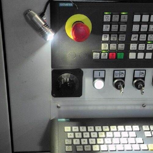 Bauer & Böcker Arbeitsleuchte LED Lichtblick 200 Lumen Produktbild Bauer & Böcker Arbeitsleuchte LED Lichtblick 200 Lumen bild 5