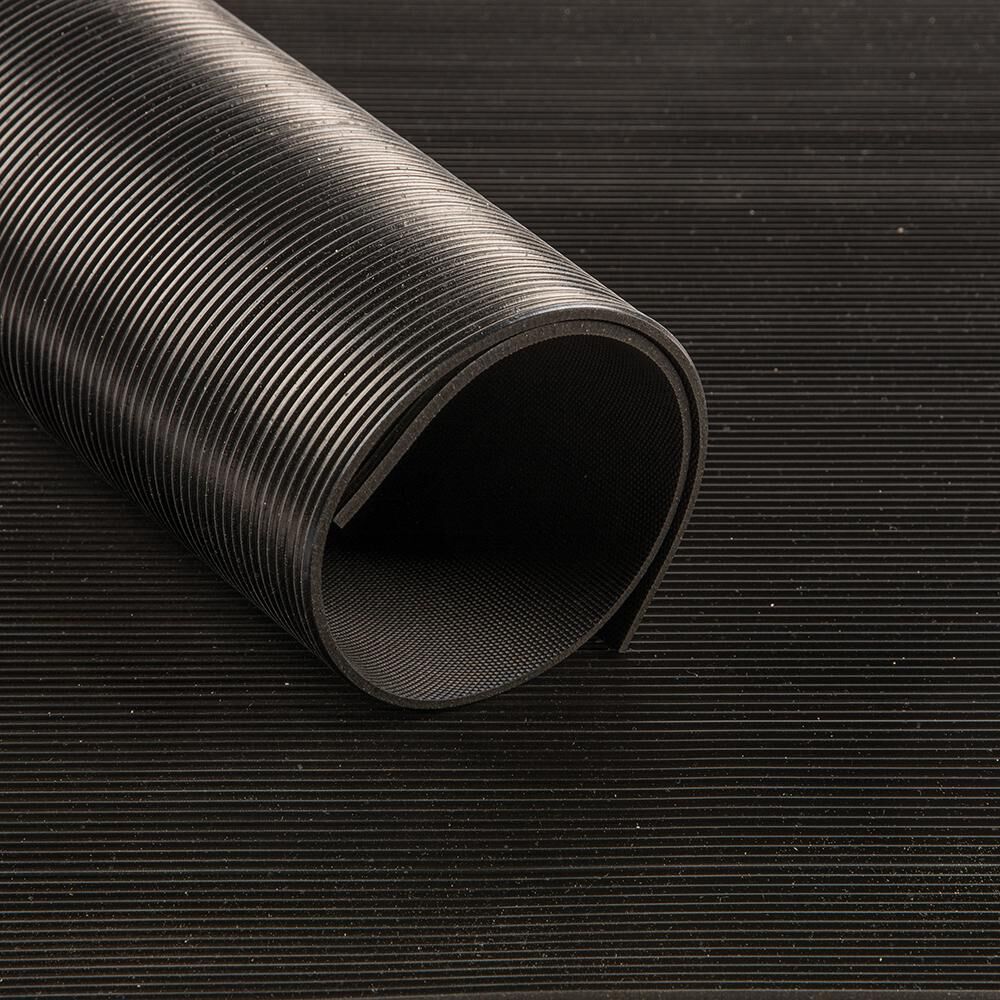 Feinriefenmatte schwarz 3 mm 1000 mm x 5 m Produktbild Feinriefenmatte schwarz 3 mm 1000 mm x 5 m