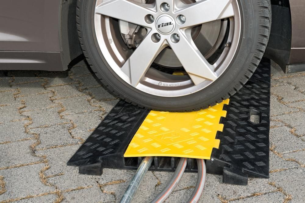 Moravia Kabelbrücke Morion Endstück mittelgroß mit Zapfen Produktbild Moravia Kabelbrücke Morion Endstück mittelgroß mit Zapfen bild 2