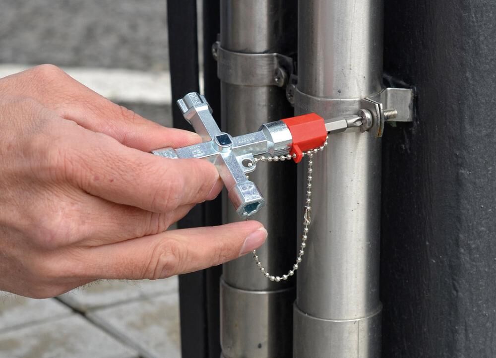 Schaltschrankschlüssel BoubleHead Universalschlüssel Produktbild Schaltschrankschlüssel BoubleHead Universalschlüssel bild 8