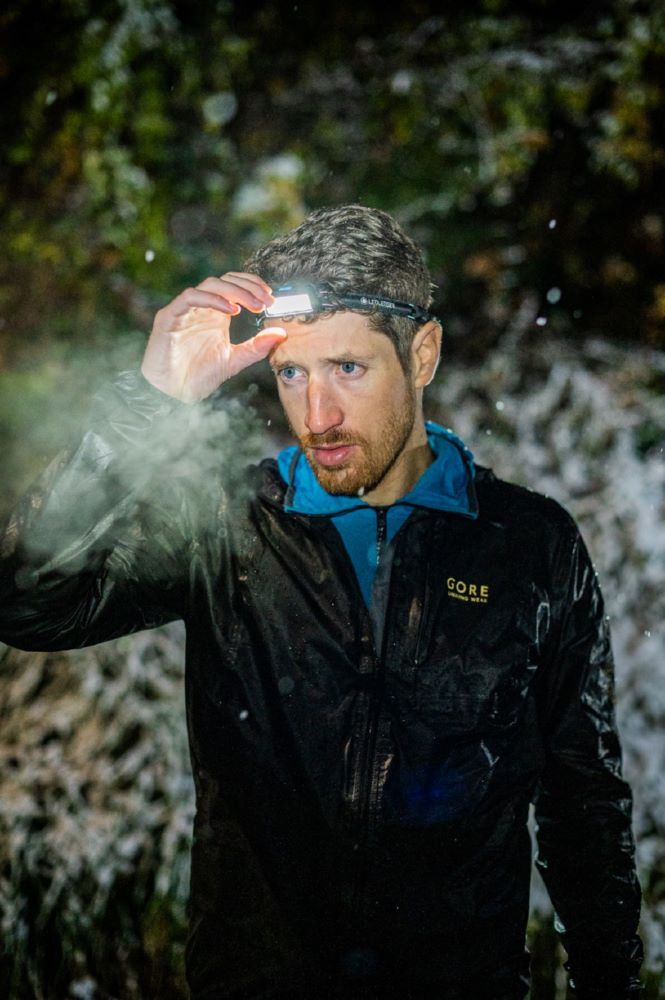 Ledlenser Kopflampe NEO9R Akku Trailrunning Stirnleuchte 1200 Lumen Produktbild Ledlenser Kopflampe NEO9R Akku Trailrunning Stirnleuchte 1200 Lumen bild 4