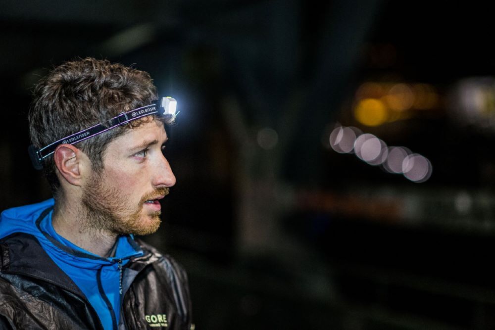 Ledlenser Kopflampe NEO3 kompakte Laufsport Stirnlampe schwarz-gelb Produktbild Ledlenser Kopflampe NEO3 kompakte Laufsport Stirnlampe schwarz-gelb bild 3