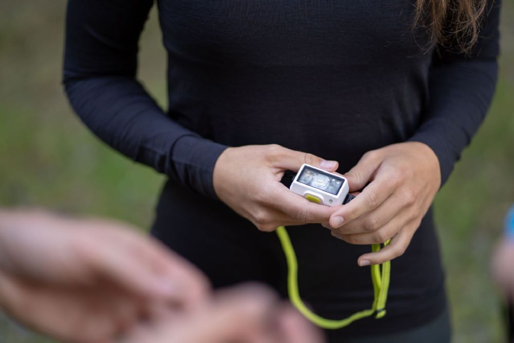 Ledlenser Stirnleuchte NEO1R Laufsport Stirnlampe neongelb Produktbild Ledlenser Stirnleuchte NEO1R Laufsport Stirnlampe neongelb bild 4