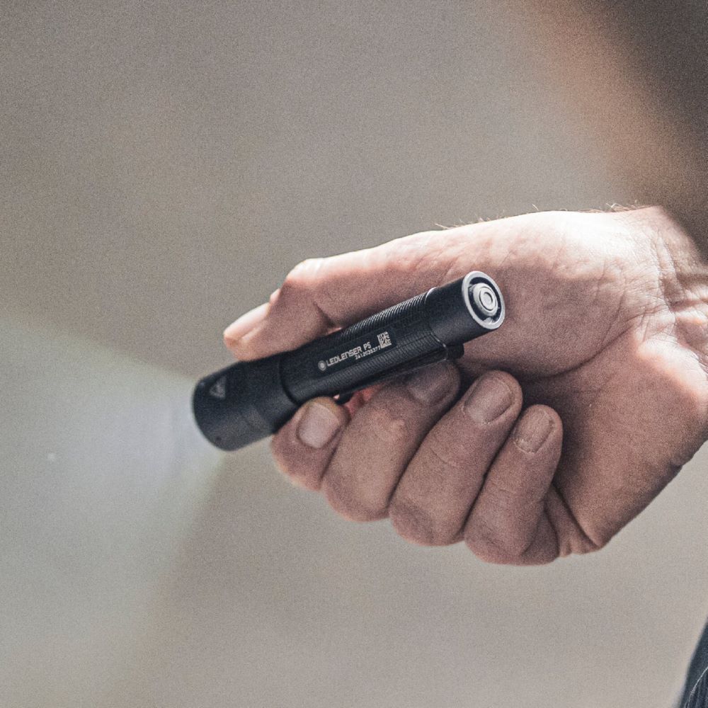 Produktbild Unkompliziert bedienbare, kompakte Taschenlampe mit Gehäuse aus 75 % recyceltem  bild 4