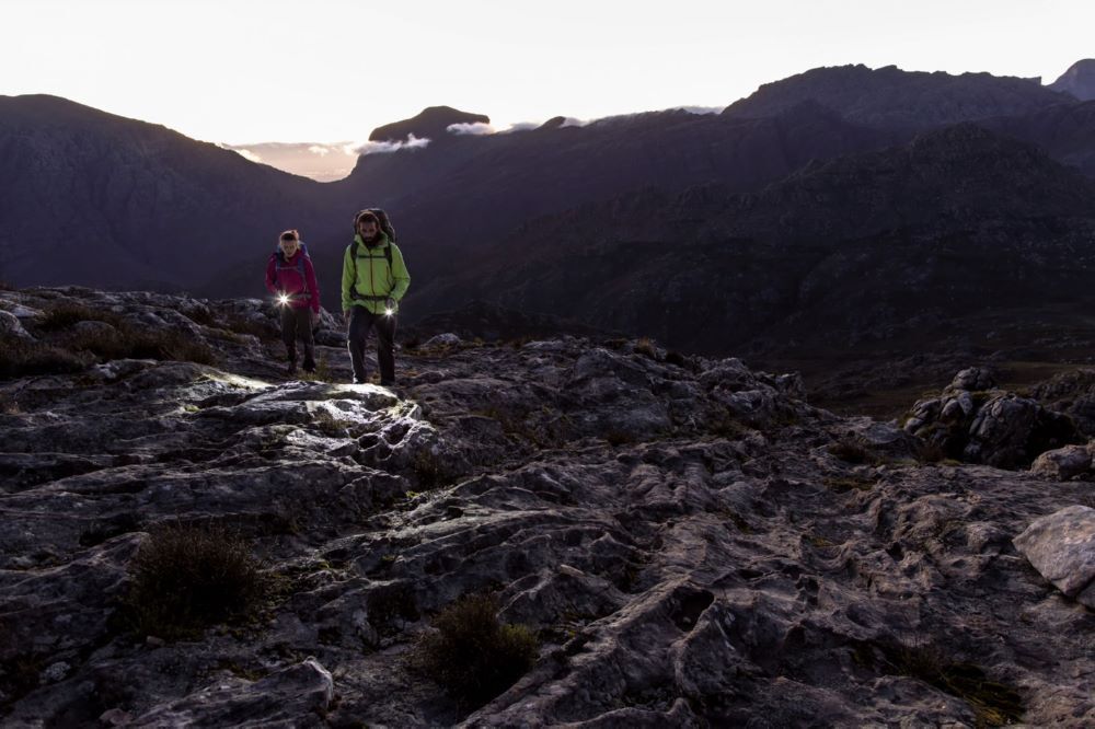 Ledlenser MT14 Wiederaufladbare kompakte Outdoor-Taschenlampe mit USB-Lademöglichkeit Produktbild Ledlenser MT14 Wiederaufladbare kompakte Outdoor-Taschenlampe mit USB-Lademöglichkeit bild 2