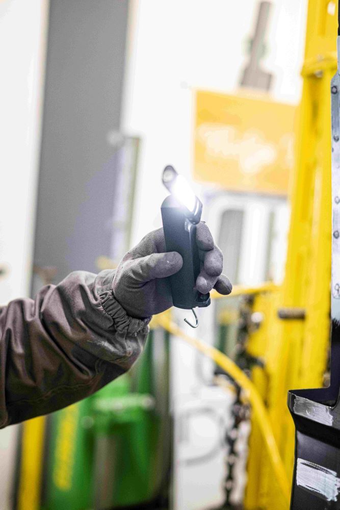 Ledlenser W6R Work wiederaufladbare Arbeitsleuchte mit ausklappbarem Lampenkopf Produktbild Ledlenser W6R Work wiederaufladbare Arbeitsleuchte mit ausklappbarem Lampenkopf bild 7