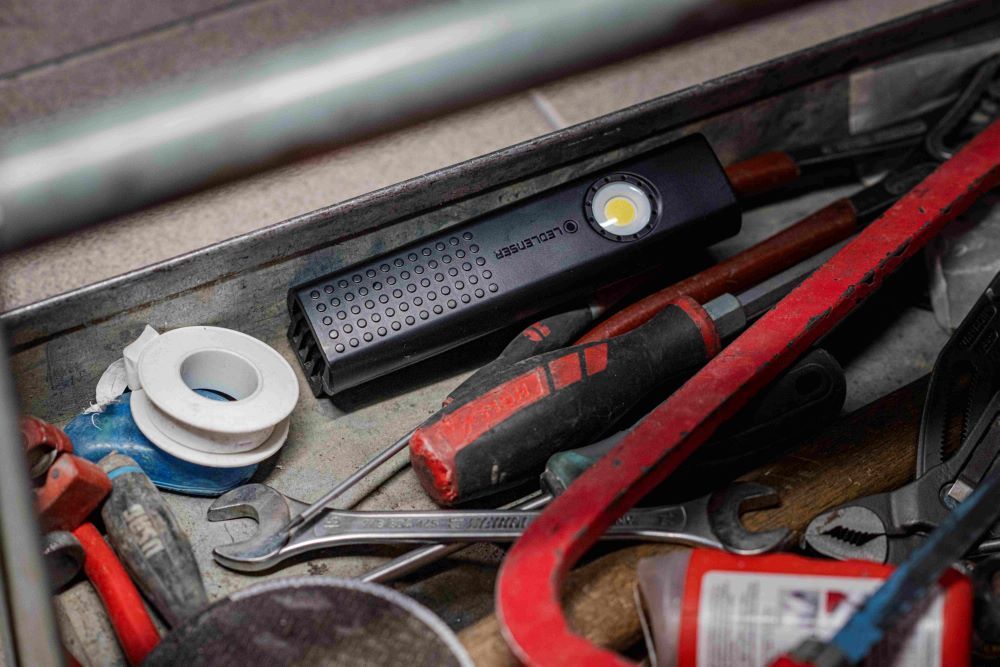 Ledlenser W5R Work Akku Arbeitsleuchte mit zwei Lichtquellen Produktbild Ledlenser W5R Work Akku Arbeitsleuchte mit zwei Lichtquellen bild 3