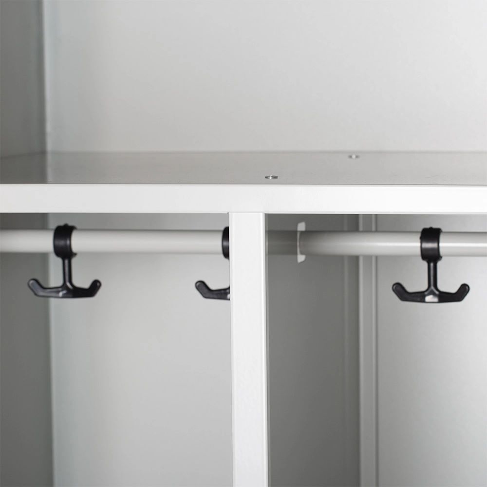 Produktbild ClassiX Garderobenschrank, 2 Abteile mittig schließend, 1800 x 590 x 500 mm, lic bild 5
