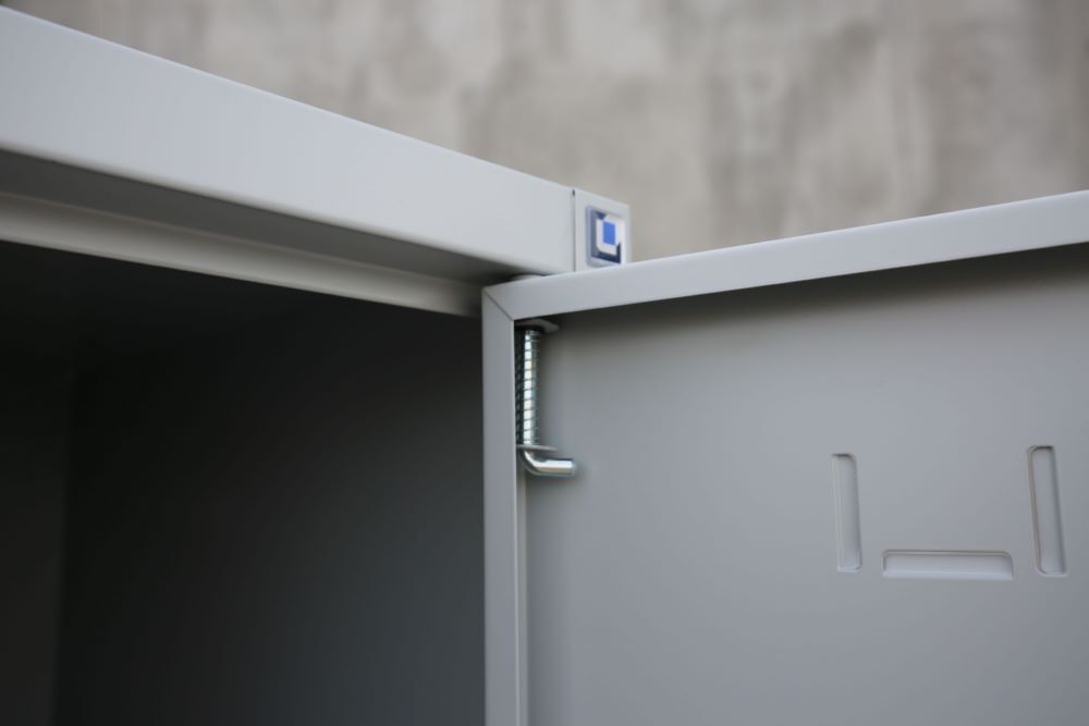 Lüllmann Garderobenschrank 3 Abteile doppelstöckig 1800 x 1185 x 500 mm lichtgrau Produktbild Lüllmann Garderobenschrank 3 Abteile doppelstöckig 1800 x 1185 x 500 mm lichtgrau bild 4